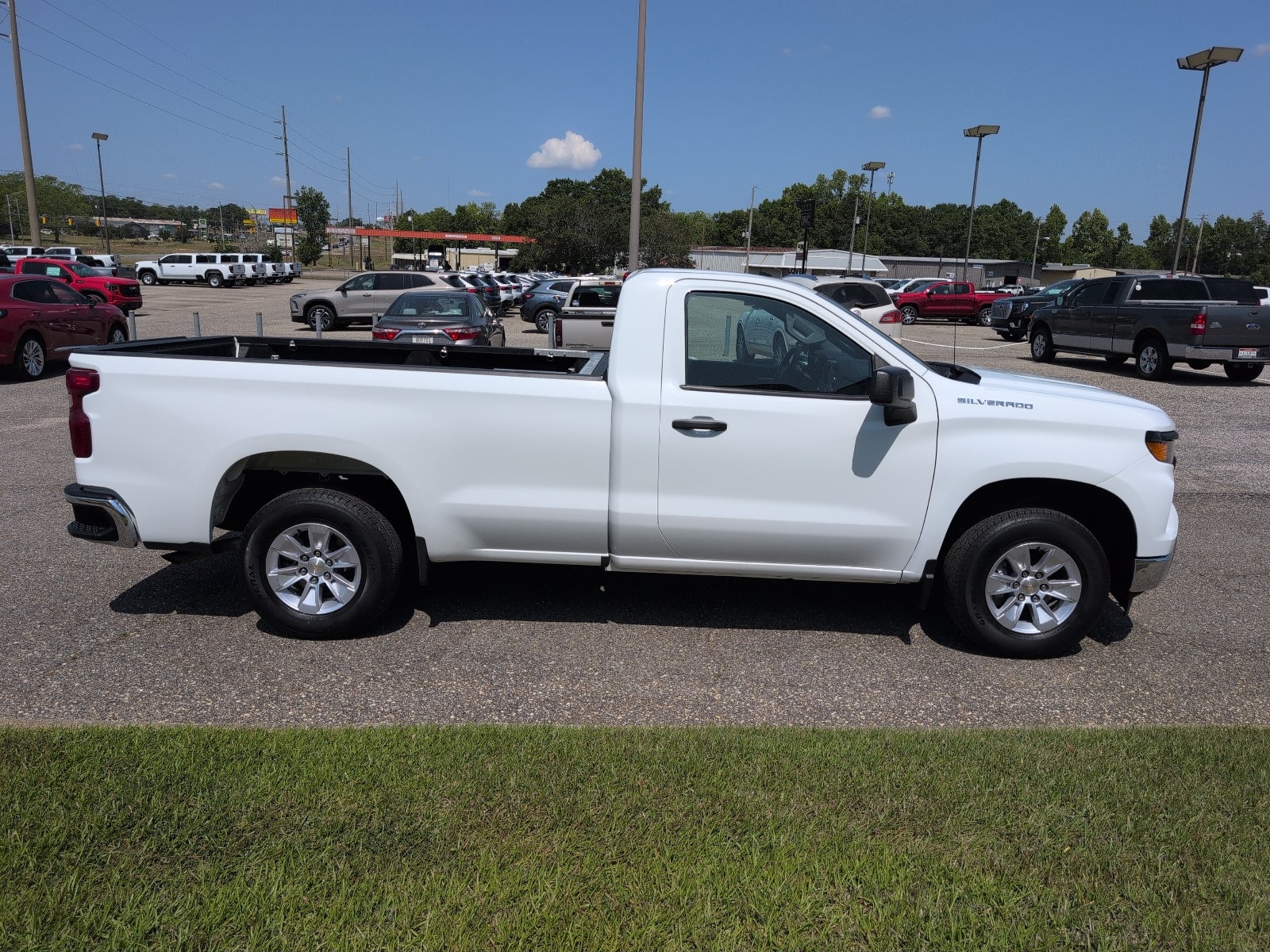 2025 Chevrolet Silverado 1500 WT
