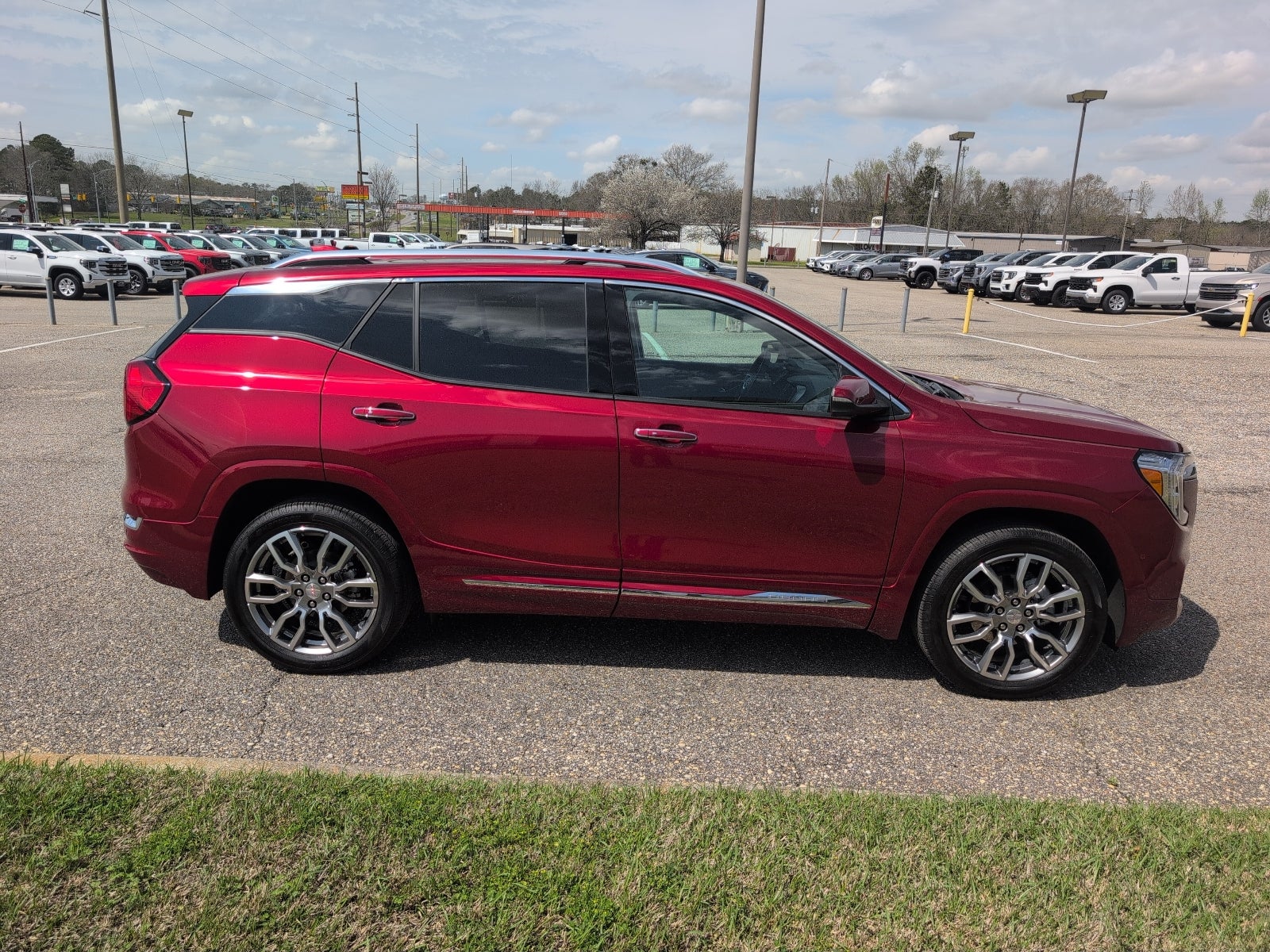 2024 GMC Terrain Denali