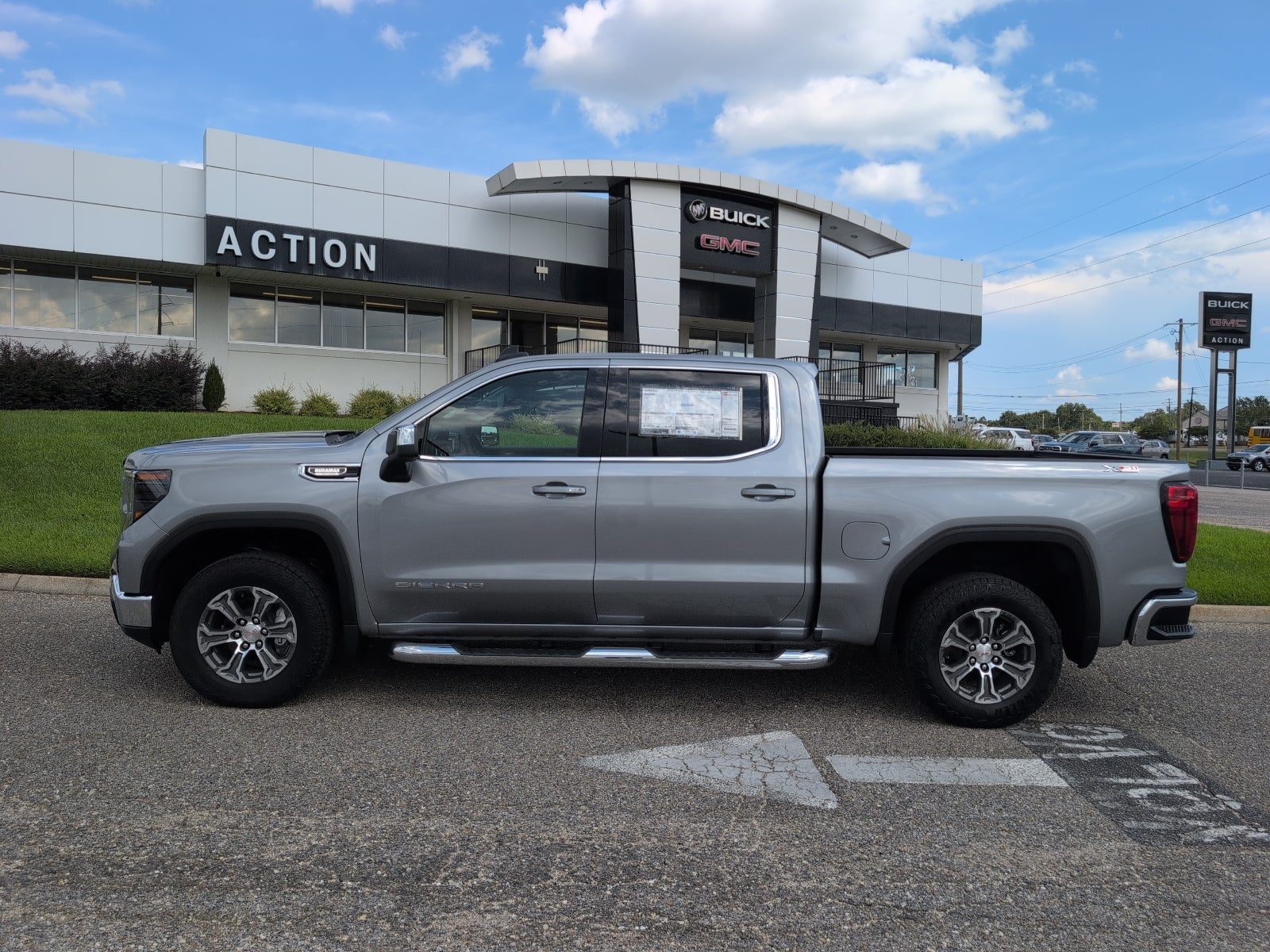 2026 GMC Sierra 1500 SLE
