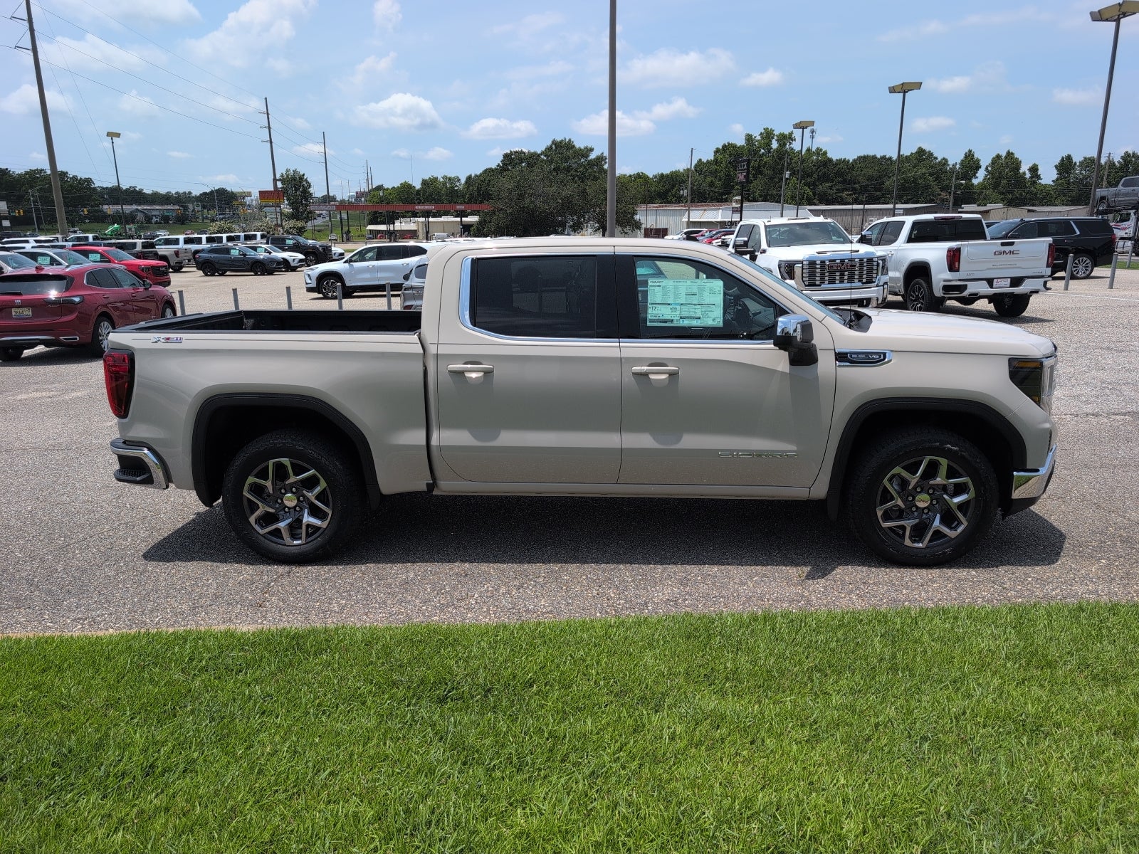 2026 GMC Sierra 1500 SLE