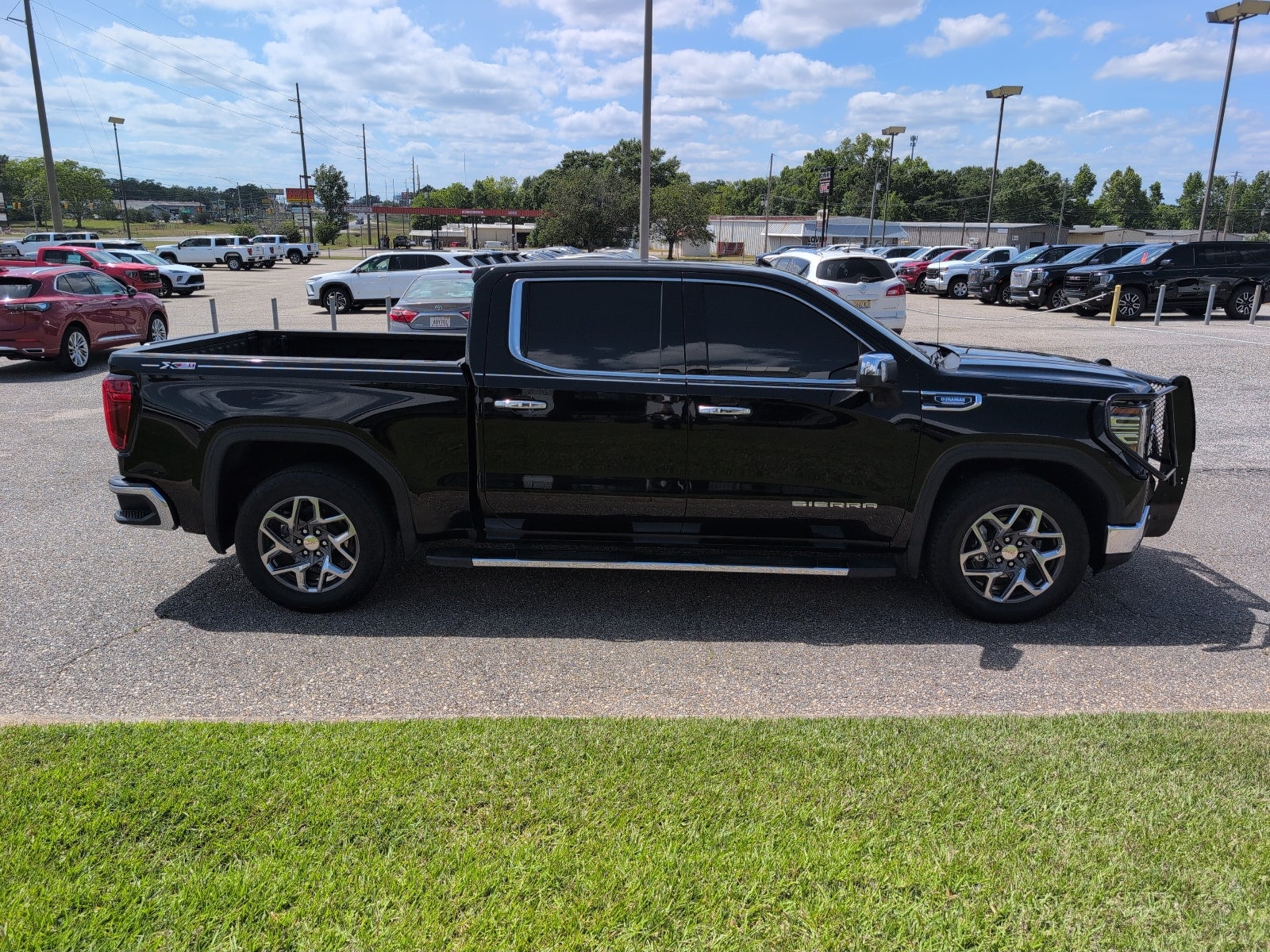 2022 GMC Sierra 1500 SLT