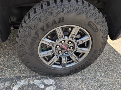 2025 GMC Sierra 1500 AT4X