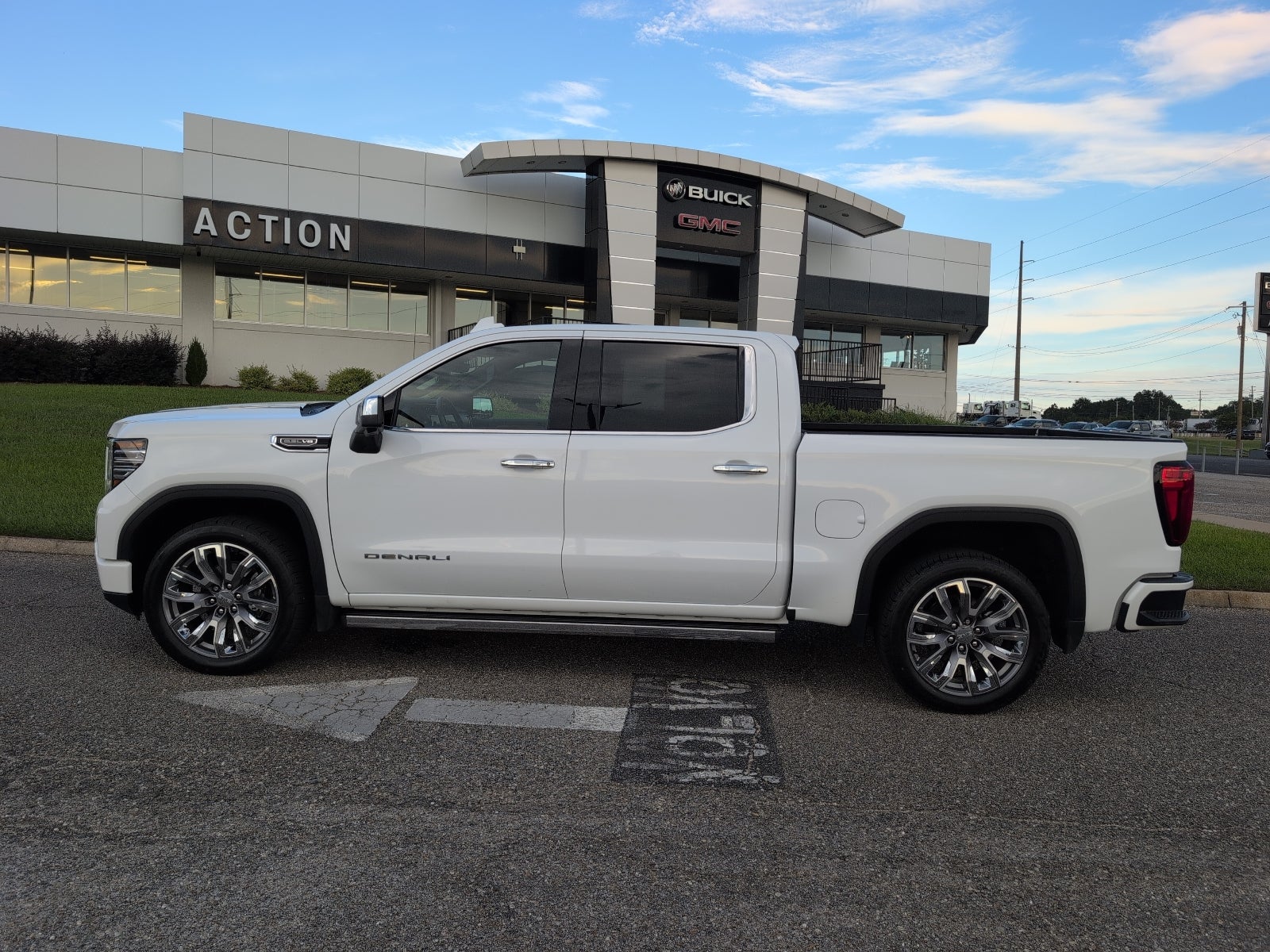 2023 GMC Sierra 1500 Denali
