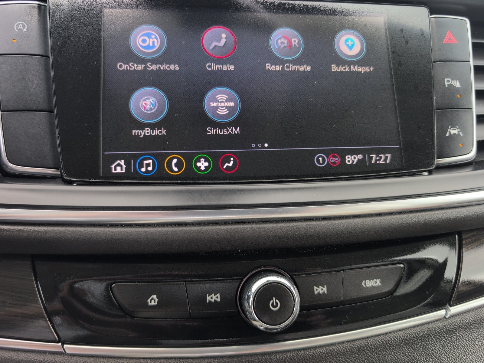 2023 Buick Enclave Essence