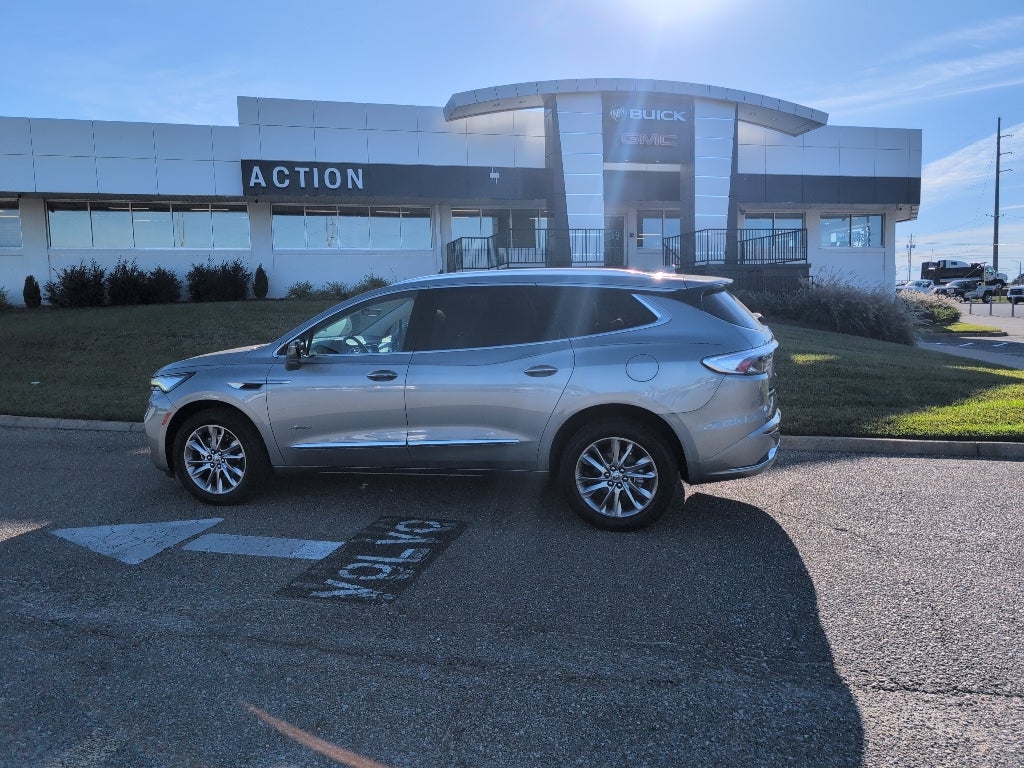 2023 Buick Enclave Avenir