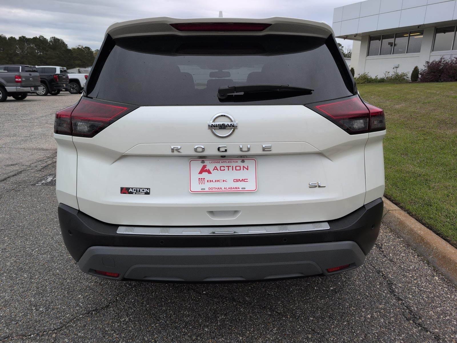2021 Nissan Rogue SL